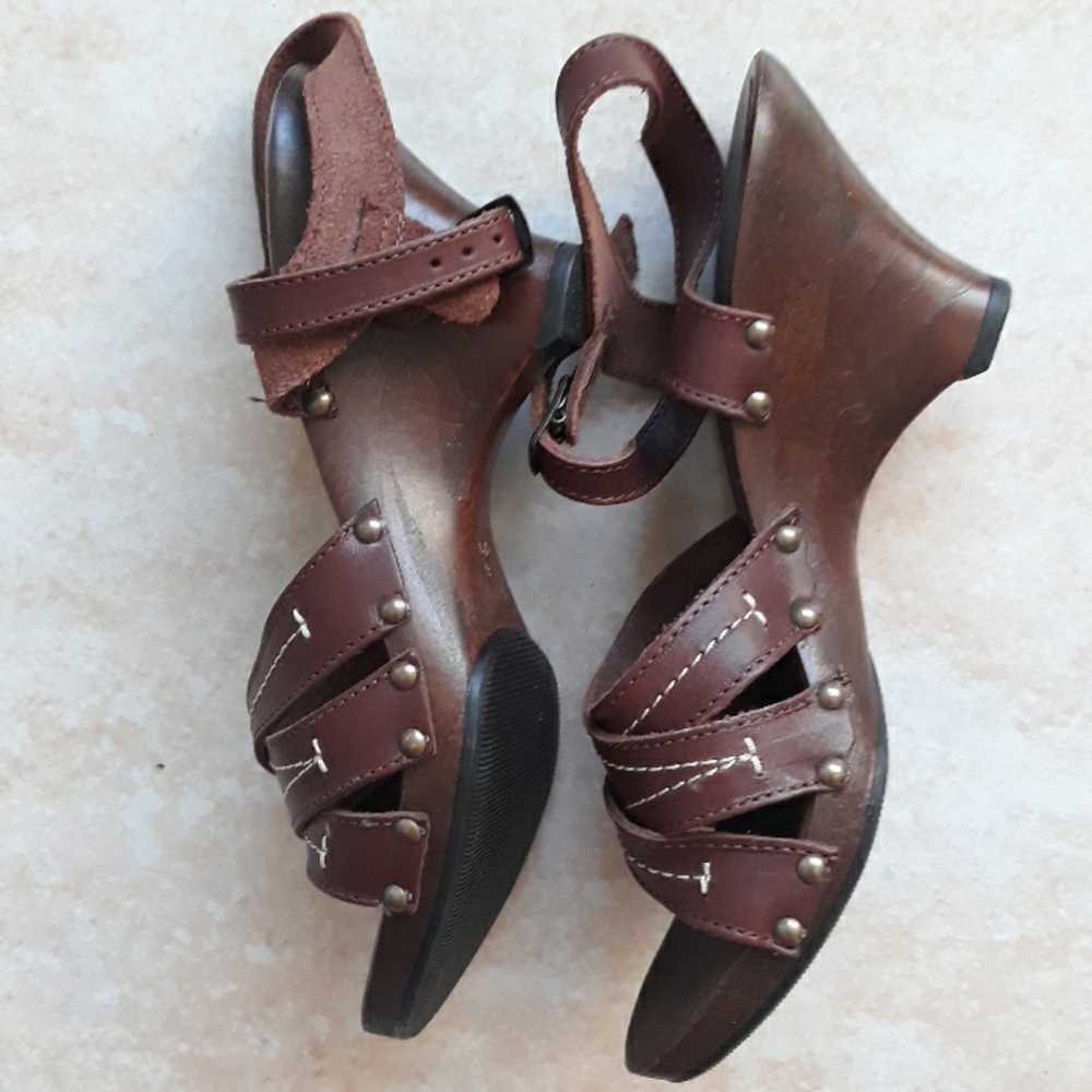 ThomMcAn pretty sandals - Picture 7 of 8